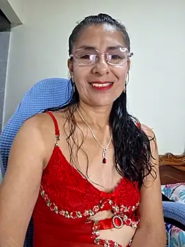 Snapshot of Natasha_50 chatting on July 4, 12:50 am Natasha 50 online show from July 4, 12:50 am