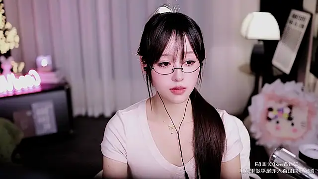 Snapshot of coward_by chatting on March 4, 4:13 pm coward by online show from March 4, 4:13 pm