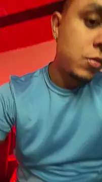 Snapshot of ANGELOGAO chatting on March 24, 9:42 pm ANGELOGAO online show from March 24, 9:42 pm