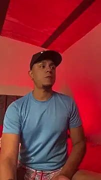 Snapshot of ANGELOGAO chatting on March 31, 10:43 pm ANGELOGAO online show from March 31, 10:43 pm