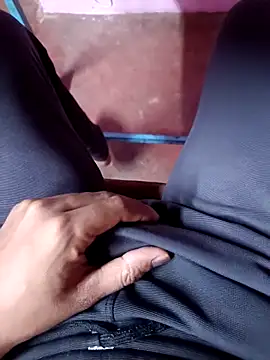 Hunter ind123 online show from April 10, 3:06 pm