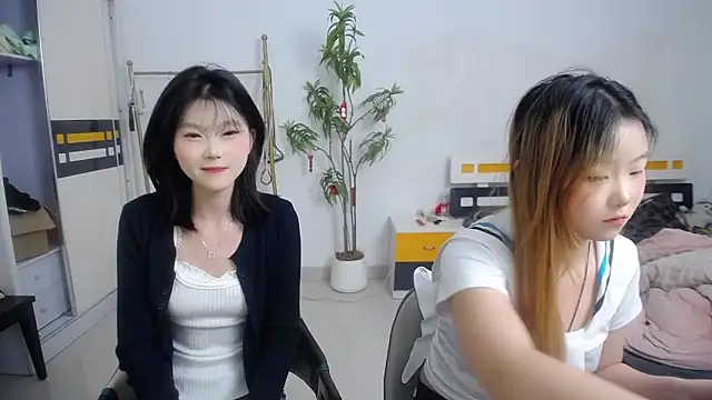 Babygirls523 online show from September 25, 11:03 am