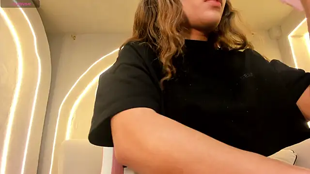 Snapshot of IbizaJacobs chatting on February 13, 11:28 am IbizaJacobs online show from February 13, 11:28 am