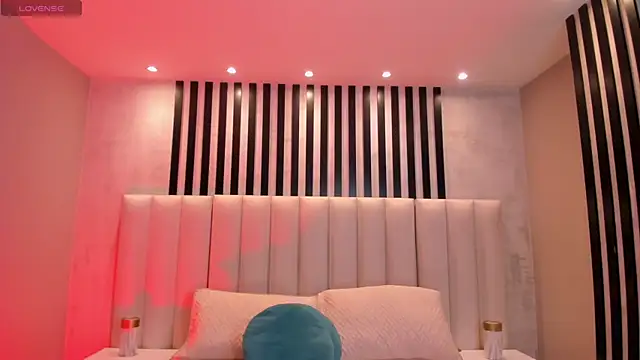 LiamCarterX online show from July 1, 12:29 pm