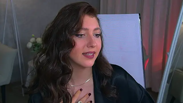 Mary Miiller online show from October 23, 9:41 am