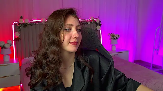 Mary Miiller online show from November 29, 12:52 pm