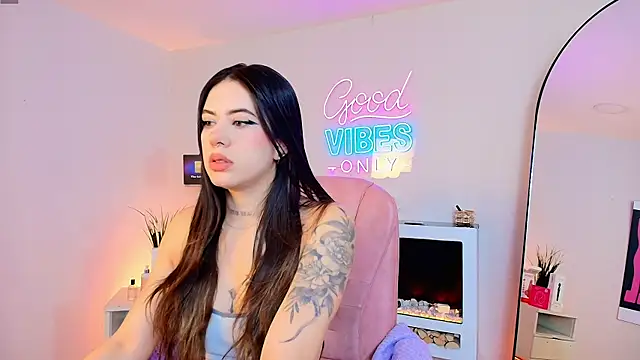 Alice Vixen online show from June 4, 12:11 pm