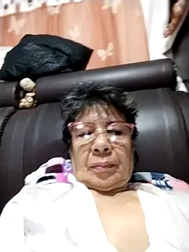 OliviaMorris1 online show from October 29, 9:11 am