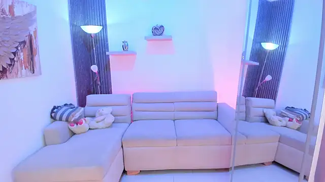 anuskah online show from February 4, 7:53 pm