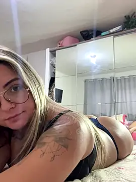 Snapshot of sophiemonroevip chatting on October 30, 12:50 pm sophiemonroevip online show from October 30, 12:50 pm