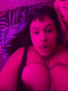 valen1891 online show from April 13, 3:34 am