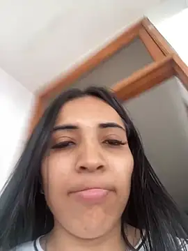 Rosa 25x online show from February 12, 1:06 pm