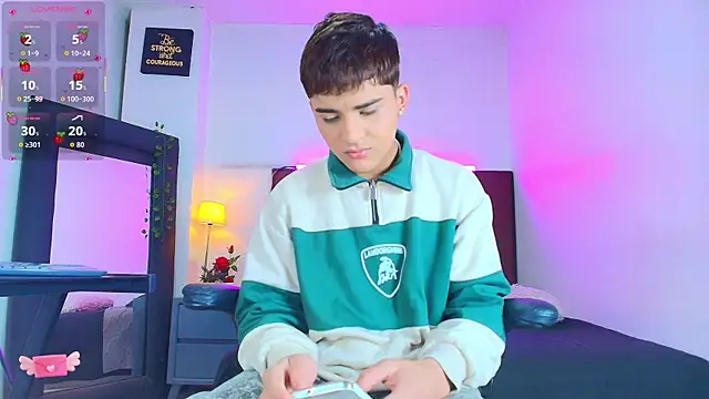 Lucass love online show from December 14, 1:38 pm