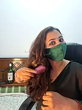 Snapshot of Bristy- chatting on March 15, 11:22 pm Bristy- online show from March 15, 11:22 pm