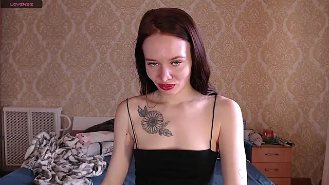 Kitkaat00 online show from September 19, 1:01 pm