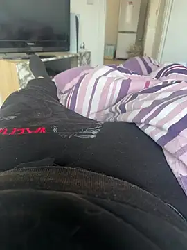 Snapshot of mrandmrsdarkside chatting on March 19, 11:03 am mrandmrsdarkside online show from March 19, 11:03 am