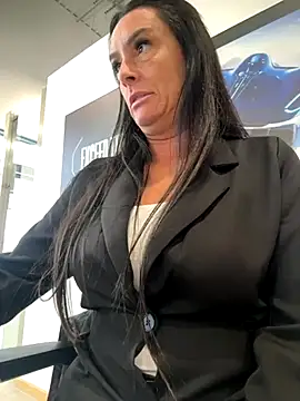 Islaymae gilf online show from October 11, 2:26 pm