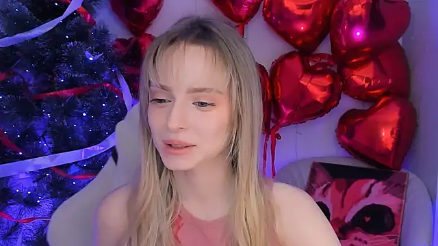 JuliaBrewwer online show from April 22, 3:13 pm