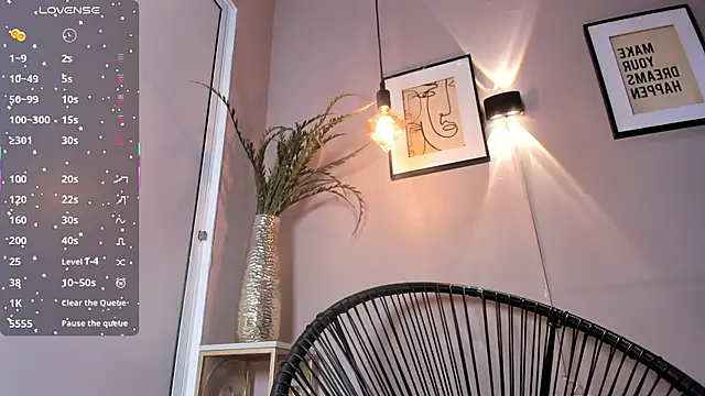 Snapshot of dulce_fiore07 chatting on November 7, 12:38 pm dulce fiore07 online show from November 7, 12:38 pm