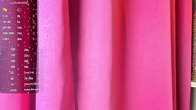 Snapshot of dulce_fiore07 chatting on November 14, 12:37 pm dulce fiore07 online show from November 14, 12:37 pm