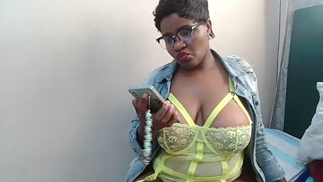 ChubbyBitch26 online show from July 15, 2:11 pm