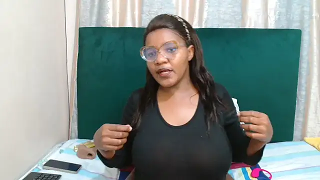 ChubbyBitch26 online show from July 16, 6:36 pm