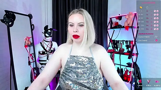 Snapshot of Anna_Maxwell chatting on November 27, 1:51 am Anna Maxwell online show from November 27, 1:51 am