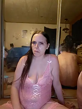 Snapshot of Shy_Naughty_Girl chatting on June 14, 4:36 am Shy Naughty Girl online show from June 14, 4:36 am