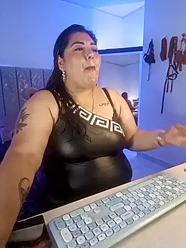 AndreaKinky online show from October 20, 8:26 am