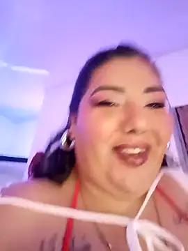 Snapshot of AndreaKinky chatting on November 7, 8:14 am AndreaKinky online show from November 7, 8:14 am