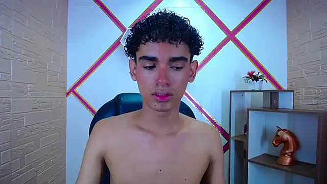 Blake Mils online show from November 24, 6:51 pm