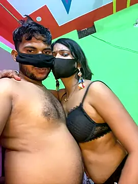 SEXY-SIMI-BHABI online show from October 2, 6:15 pm