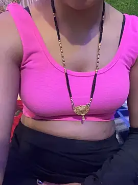 Snapshot of SEXY-SIMI-BHABI chatting on April 17, 2:31 pm SEXY-SIMI-BHABI online show from April 17, 2:31 pm
