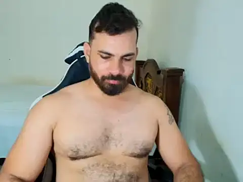 Snapshot of max_love255 chatting on November 2, 7:38 pm max love255 online show from November 2, 7:38 pm