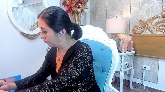 Scarlet  Milff online show from February 10, 2:54 pm