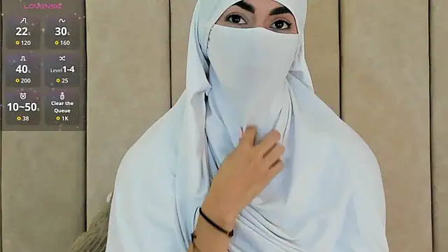 Snapshot of _Zahiira_ chatting on October 1, 12:11 pm  Zahiira  online show from October 1, 12:11 pm