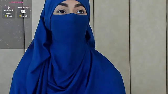 Snapshot of _Zahiira_ chatting on October 13, 12:38 pm  Zahiira  online show from October 13, 12:38 pm