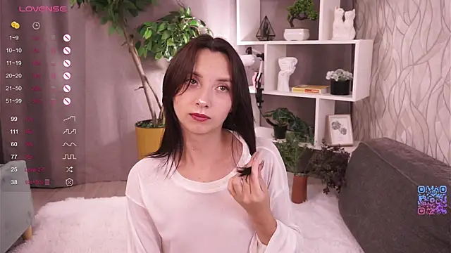 DaisyBlaze online show from September 26, 4:33 pm