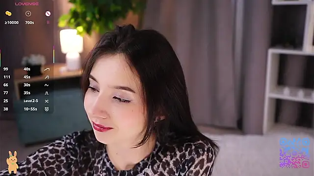 Snapshot of DaisyBlaze chatting on February 13, 4:41 am DaisyBlaze online show from February 13, 4:41 am