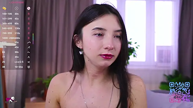 Snapshot of DaisyBlaze chatting on March 3, 4:40 am DaisyBlaze online show from March 3, 4:40 am