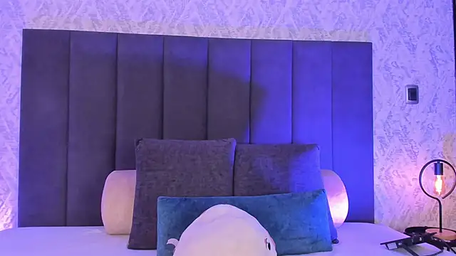 dana hazze online show from November 19, 7:58 pm