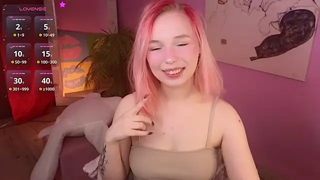 Snapshot of NaomiYoru chatting on May 13, 8:38 pm NaomiYoru online show from May 13, 8:38 pm