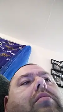 Snapshot of Chupapimunyano340 chatting on March 21, 4:06 am Chupapimunyano340 online show from March 21, 4:06 am