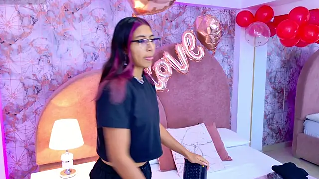 RavenGloomy online show from February 10, 12:20 pm