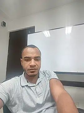 SanChacal5694 online show from March 11, 10:16 pm