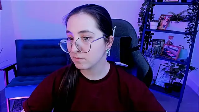 VirtuallVoyant online show from October 7, 3:31 pm