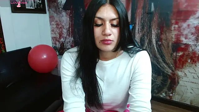 Snapshot of gigi_gilt_ chatting on May 23, 4:39 am gigi gilt online show from May 23, 4:39 am