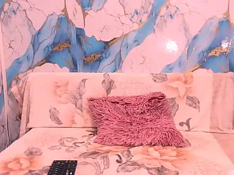 Snapshot of ebonypretty4u69 chatting on November 8, 11:10 am ebonypretty4u69 online show from November 8, 11:10 am