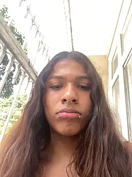 cam11 07 online show from March 1, 8:33 pm