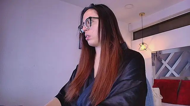 Snapshot of Rossi_ss1 chatting on April 26, 3:04 am Rossi ss1 online show from April 26, 3:04 am